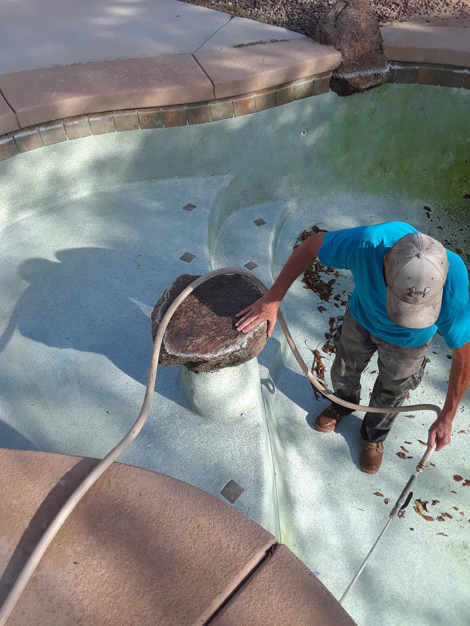 Weekly Pool Cleaning photo 3